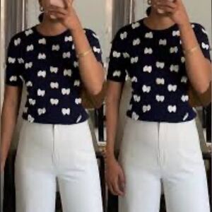 DIVIDED by H&M Navy Boxy Fit Crop “Bow” Top